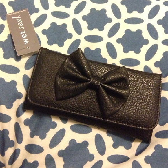 Wet Seal Clutches & Wallets - 🚫 S O L D // BUNDLED 🚫