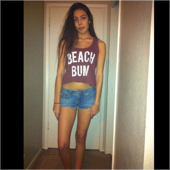 ❌ SOLD ❌ F21 "Beach Bum" Crop Top