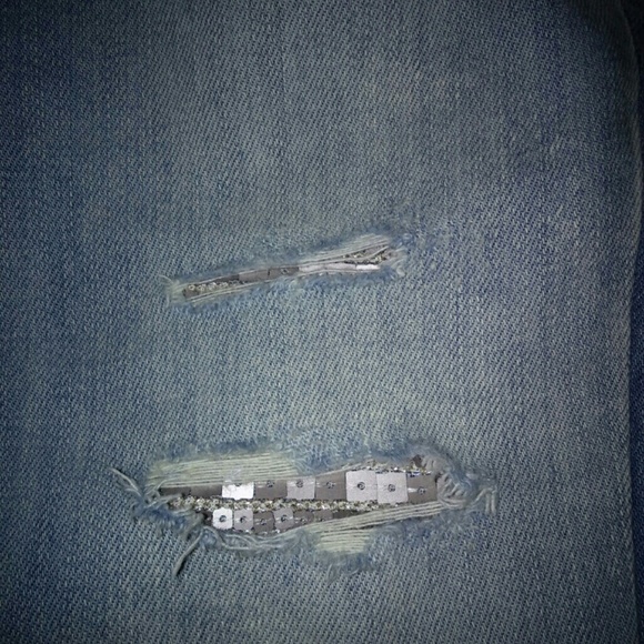 Jeans - Picture 2 of 4