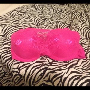 NWOT BrightPink bra W/ Attached Lace