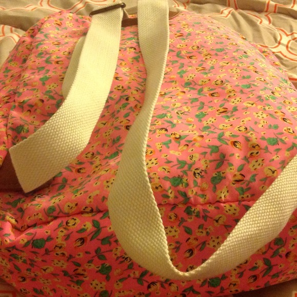 🎉HP🎉SteveMadden Skool Girl Backpack Pink Floral - Picture 3 of 4