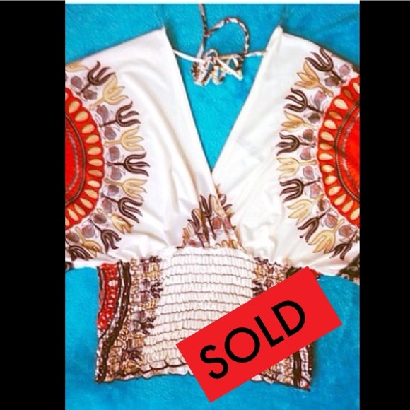 ❌SOLD❌Gorgeous top, unworn.