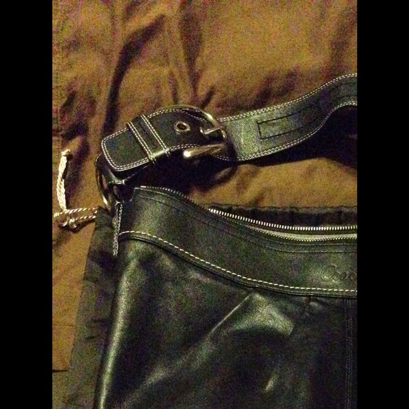💯Authentic Coach Hobo - Picture 2 of 4