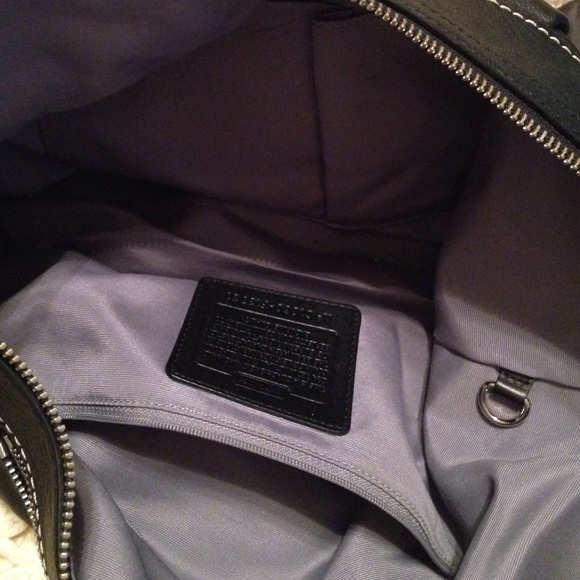 💯Authentic Coach Hobo - Picture 3 of 4