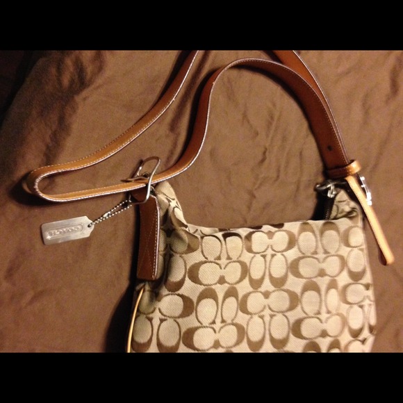 💯Authentic Coach Bag - Picture 2 of 3