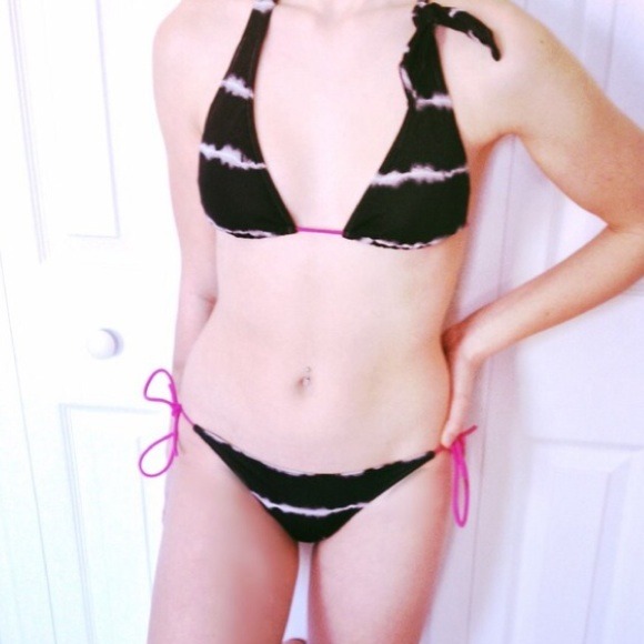 Black and whit striped bikini with pink strings