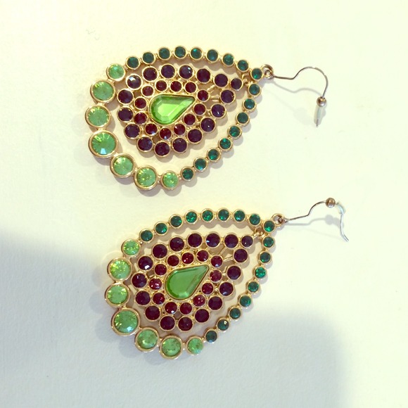 Drop earrings