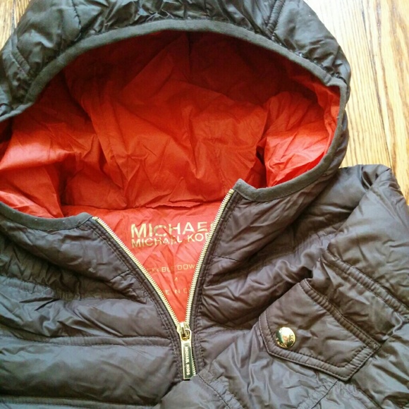 SOLD!!MICHAEL Michael Kors Lightweight Down Jacket - Picture 2 of 4