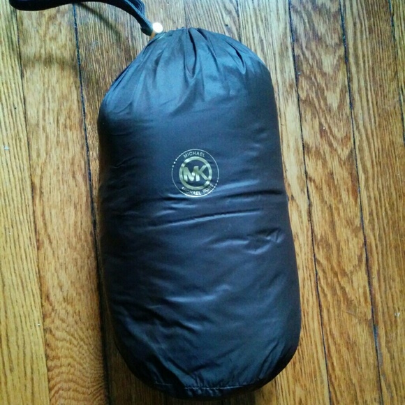 SOLD!!MICHAEL Michael Kors Lightweight Down Jacket - Picture 4 of 4