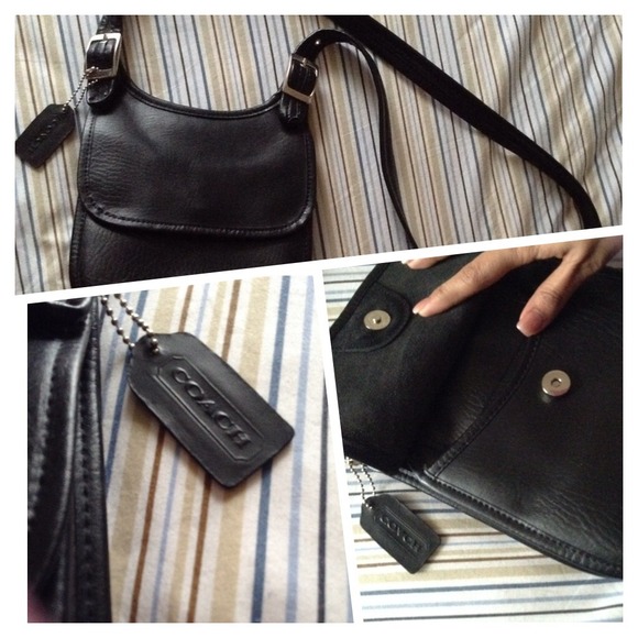 ‼️reduced‼️Classic Coach leather cross body bag 😍