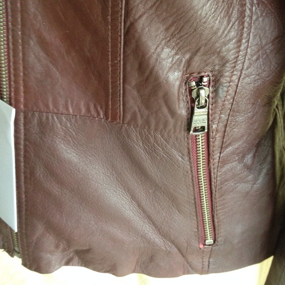 ⬇️New Andrew Marc Chocolate leather jacket!! - Picture 2 of 4