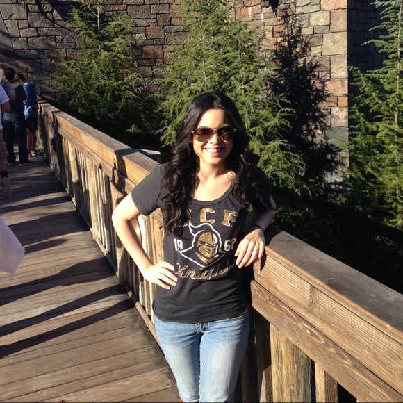 Meet your seller😎 - Picture 2 of 4