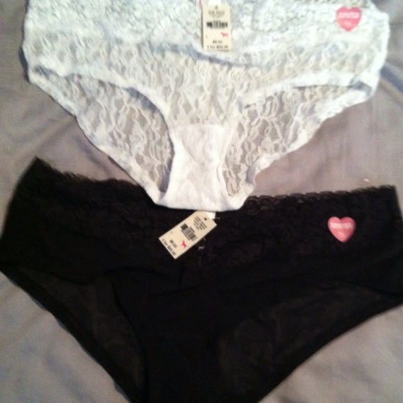Victoria Secrets Hipster panties