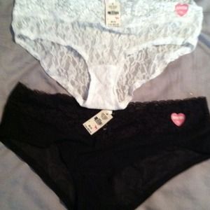 Victoria Secrets Hipster panties