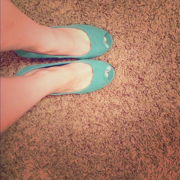 Turquoise American Eagle canvas wedges