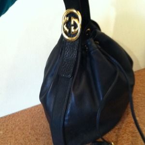 100% authentic black leather Gucci Bag