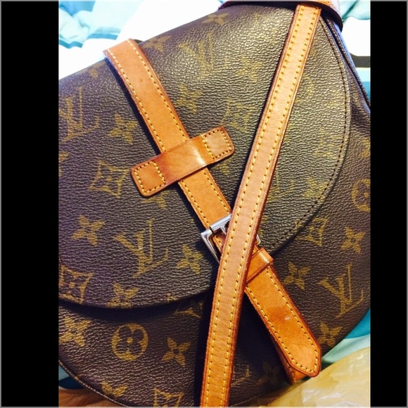 Chantilly monogram handbag crossbody