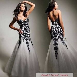BEAUTIFUL PROM DRESS BLACK&WHITE