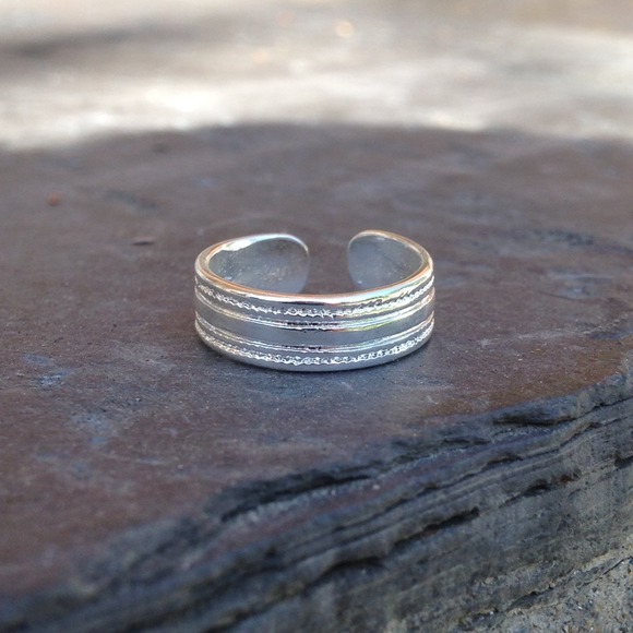 Jewelry - ✨Contact me, it might be available✨