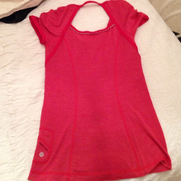 Bundled! EUC Lululemon firey red top - Picture 3 of 4