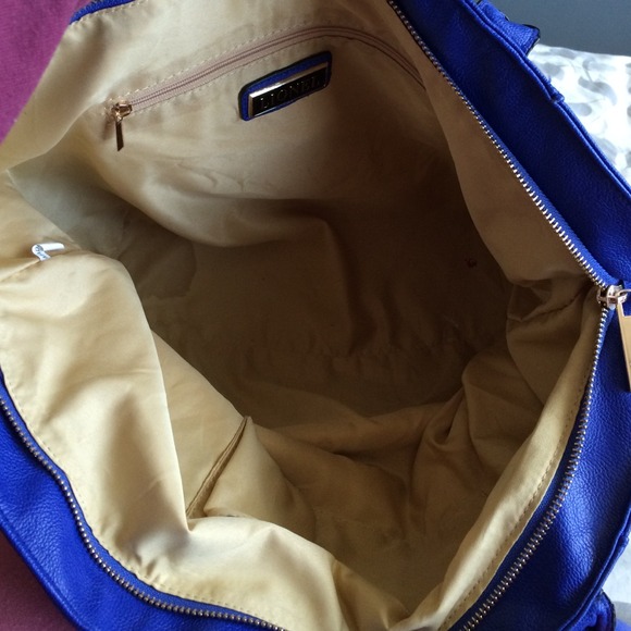 LIONEL blue studded purse - Picture 3 of 4