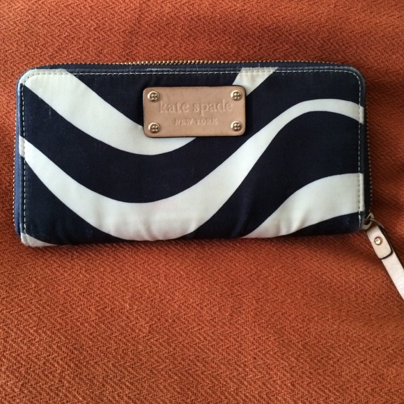 🔴SOLD🔴in bundle!!! Kate Spade authentic