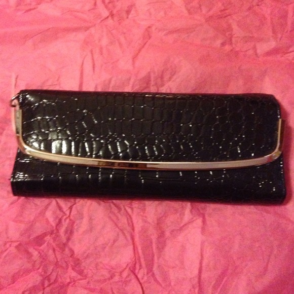 "FLASH SALE" Black clutch, brand new