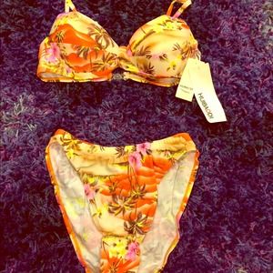 NWT!Hawaii print bath suits size XS