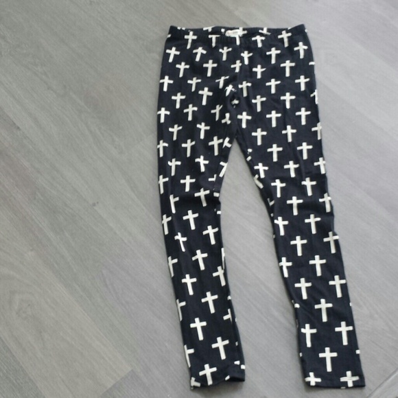 Cross print leggings