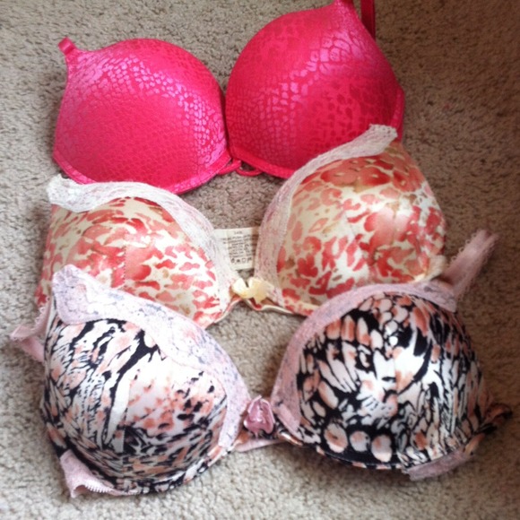 3 extreme push up bras!