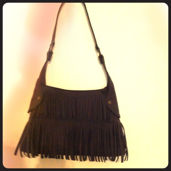 Super cute fringe purse!