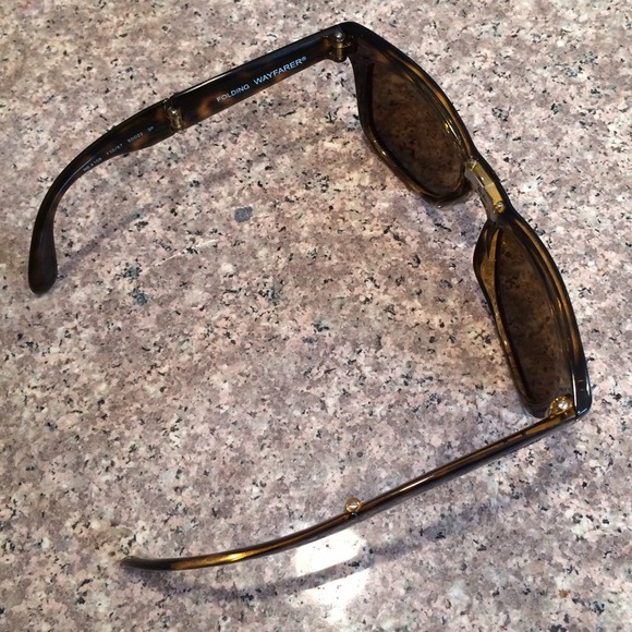 ✨Sold✨ Ray ban folding wayfarer polarized - Picture 3 of 3