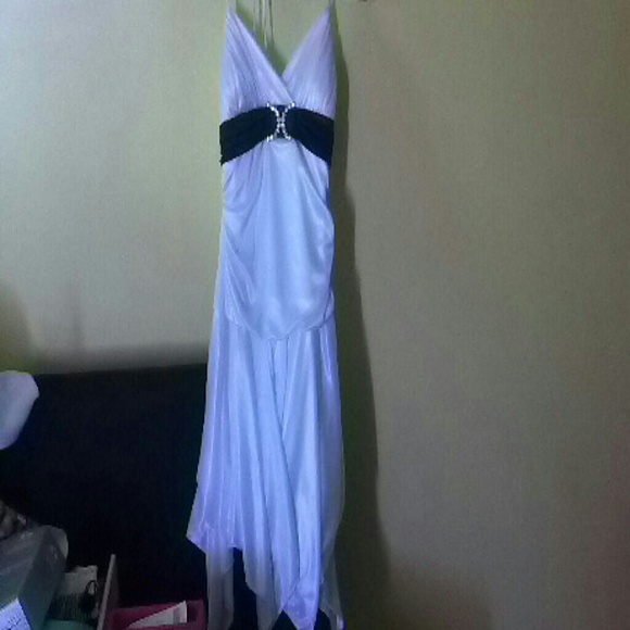Adorable white halter dress