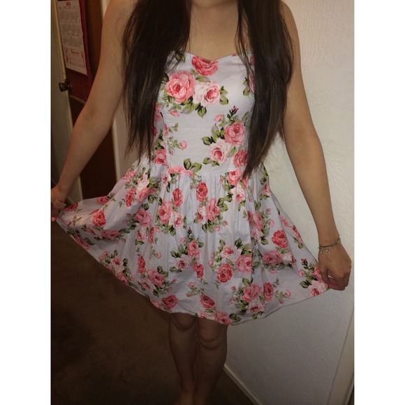 Floral forever 21 dress - Picture 3 of 3