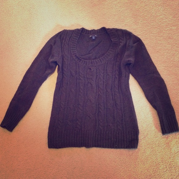 Brown sweater