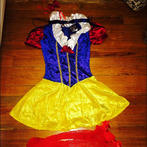 ❌SOLD❌SNOW WHITE COSTUME - Picture 1 of 1