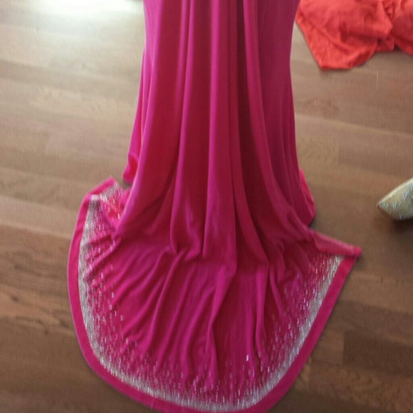Gown - Picture 2 of 3