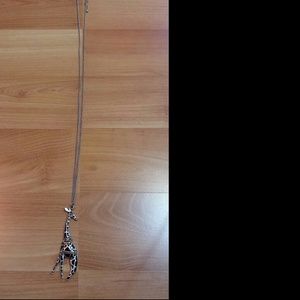 Giraffe pendant necklace