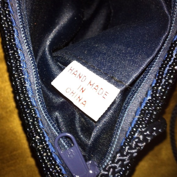 💞HAND-BEADED CLUTCH!💞 - Picture 4 of 4