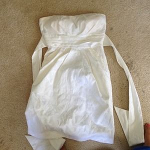 Padded strapless dress
