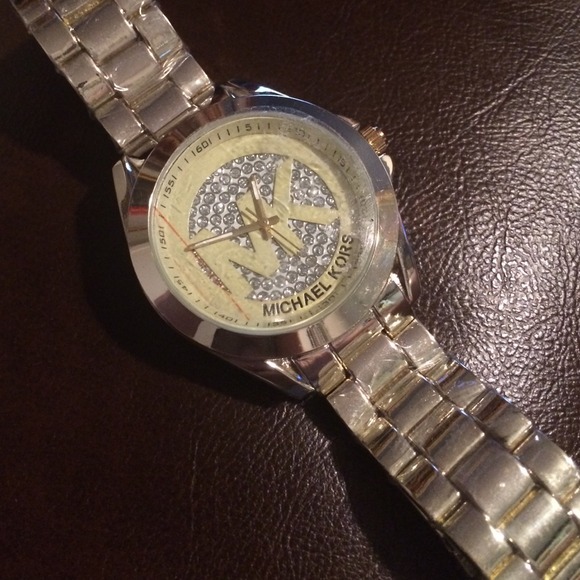 Mk watch