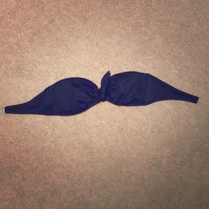 Black bikini top