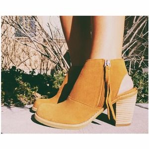 Dolce vita booties