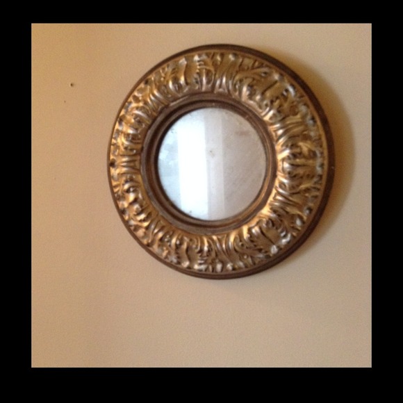 Wall  mirror