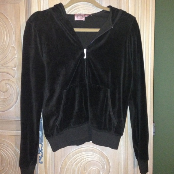 ❤❤SOLD❤❤IN A BUNDLEJuicy Couture velour