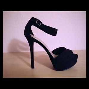 Women's high heel stiletto