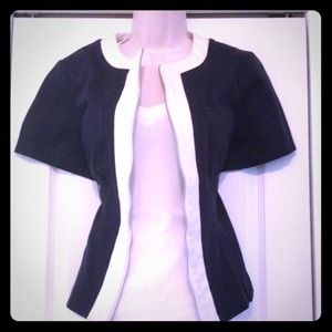 **SOLD** Navy Nine West Short Sleeve Jacket
