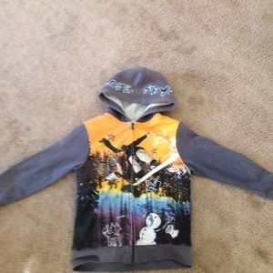 Kids sweatshirt size 6/7