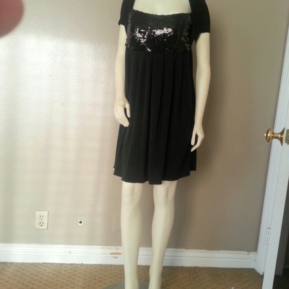 Black Dtess Occasion Size Large Chakira embelismen