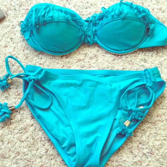 BIKINI ON HOLD🌟🌟🌟🌟🌟🌟🌟🌟